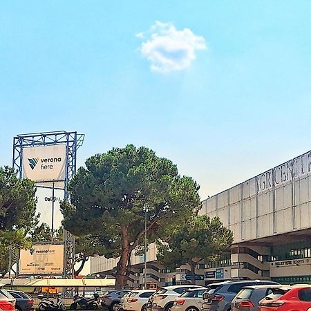 Ad Maiora Apartment Verona Ngoại thất bức ảnh